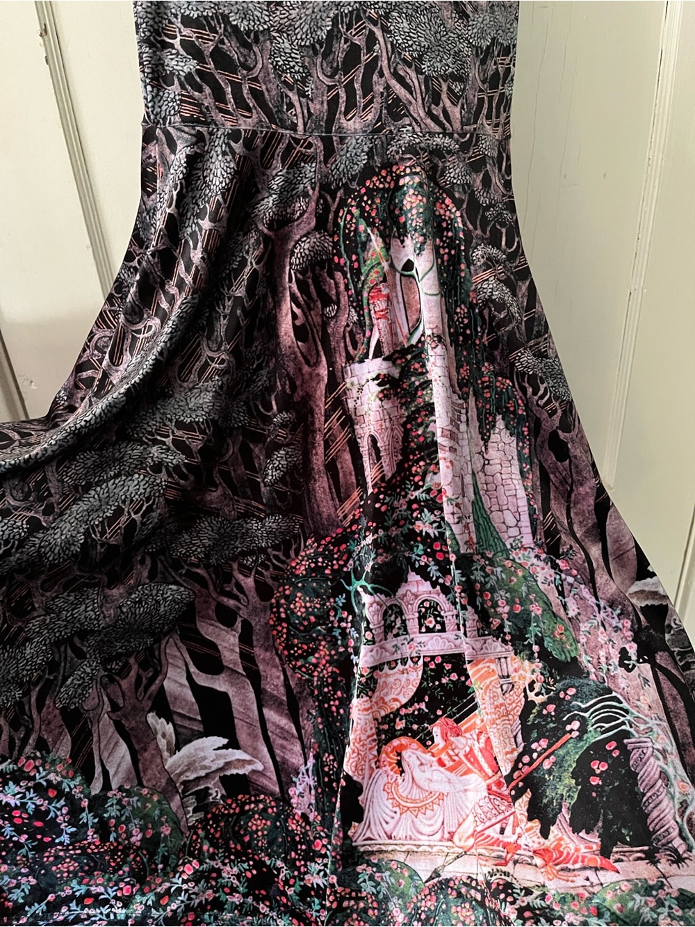 Blackmilk Nielsen Sleeping Beauty Midi Dress RARE Sz S - Picture 3 of 4